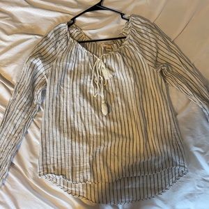 Navy and white long sleeve shirt